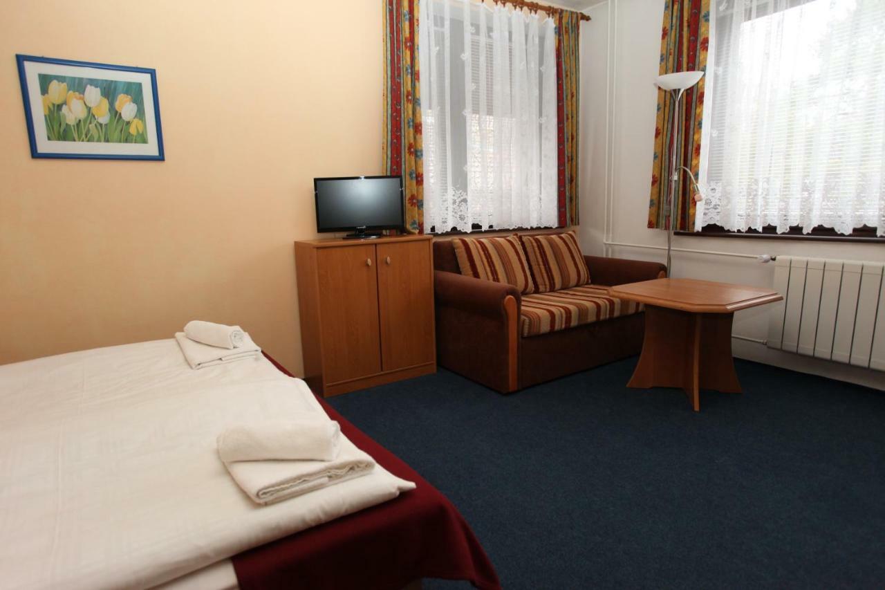 Penzion Demi Stara Lesna Exterior photo